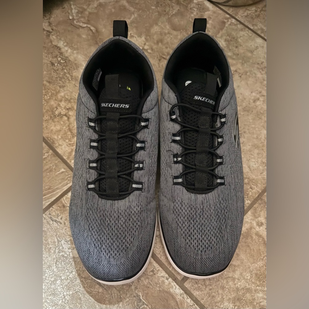 Men’s Grey Sketchers Size 11 Wide Fit